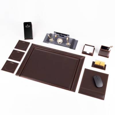 10 Parça Eskitme Desenli Kahverengi Deri Sümen Takımı ve Kristal Masa İsimliği Ofis Masa Sümen Seti - 4