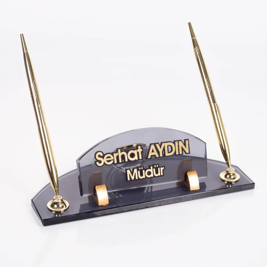 Arona Ofis Masa İsimliği, Oval Kesim Kabartma Yazılı Kalemli Saatli Masa İsimlik - 1