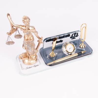 Avukata Özel İsimlik Themis Heykelli İmza Tasarımlı Masa İsimliği Avukat Hakim Savcı hediyesi - 3
