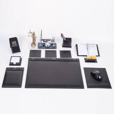 Avukata Themis Heykelli Düğmeli Siyah Sümen Takımı İmza Tasarımlı Masa İsimliği Hediye - 2