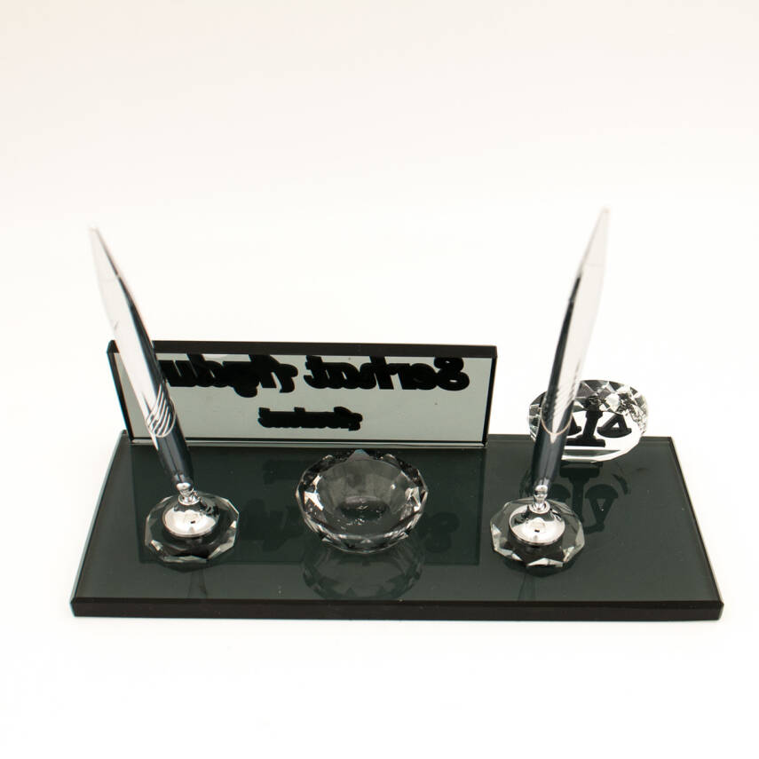 Avukatlara Özel Hukuk Logolu Avukat İsimlik Kristal Masa İsimliği - 3