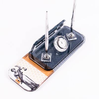 Avukatlara Özel Themis Baskılı Gümüş Kabartma Masa İsimlik Ofis Masa İsimliği - Ofistike