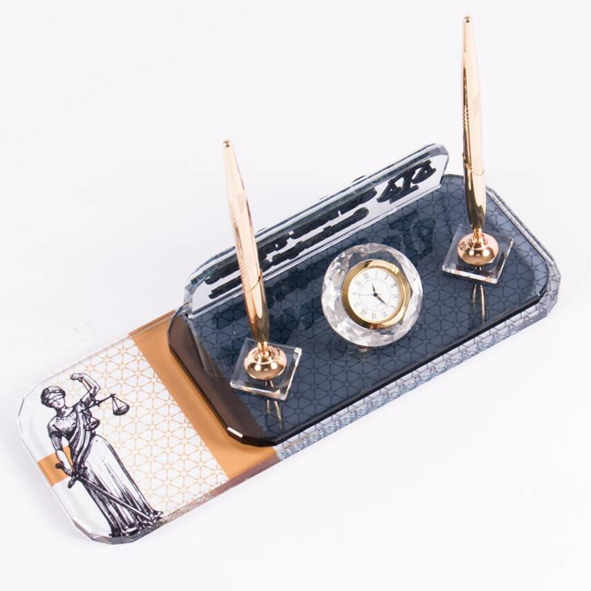 Avukatlara Özel Themis Desenli Altın Kabartma Masa İsimlik Ofis Masa İsimliği - 3