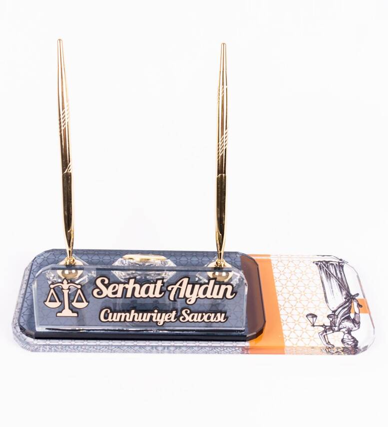 Avukatlara Özel Themis Desenli Altın Kabartma Masa İsimlik Ofis Masa İsimliği - 1