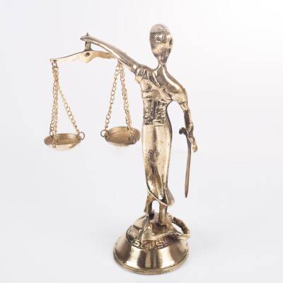 Dekoratif Altın Renk Pirinç Döküm Adalet Tanrıçası Heykeli, Themis Biblo - 3