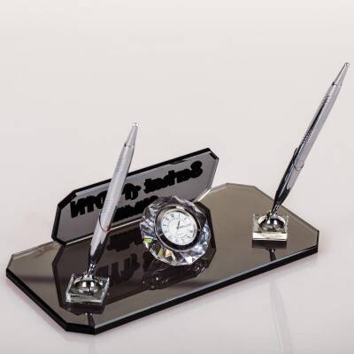 Delos Masa İsimliği Gümüş Kalemli Ofis Hediyesi Masaüstü İsimlik Kristal Cam Ofis Masa İsimlik - 4