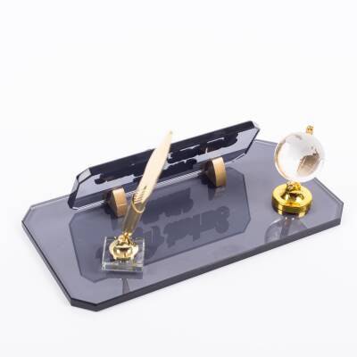 Dünya Aksesuarlı Kalemli Kabartma Yazı Kristal Ofis Masaüstü İsimlik Dünya Küre Hediye Masa İsimliği 