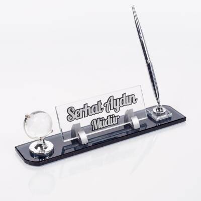 Dünya Aksesuarlı Masa İsimliği Kabartma Yazı Gümüş Kristal Ofis Masa İsimliği 