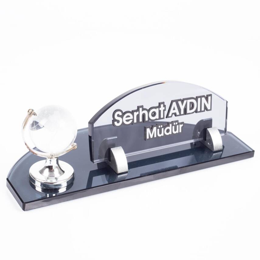 Dünya Biblolu Gümüş Kabartma Yazılı Füme Kristal Ofis Masa İsimliği - 1