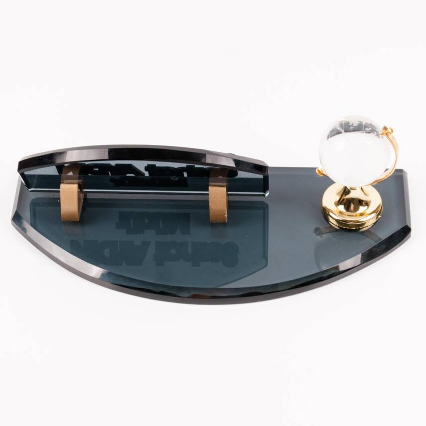 Dünya Biblolu Kabartma Yazılı Füme Kristal Ofis Masa Üstü İsimliği Yeni İşyeri Hediyesi Fikirleri - 3