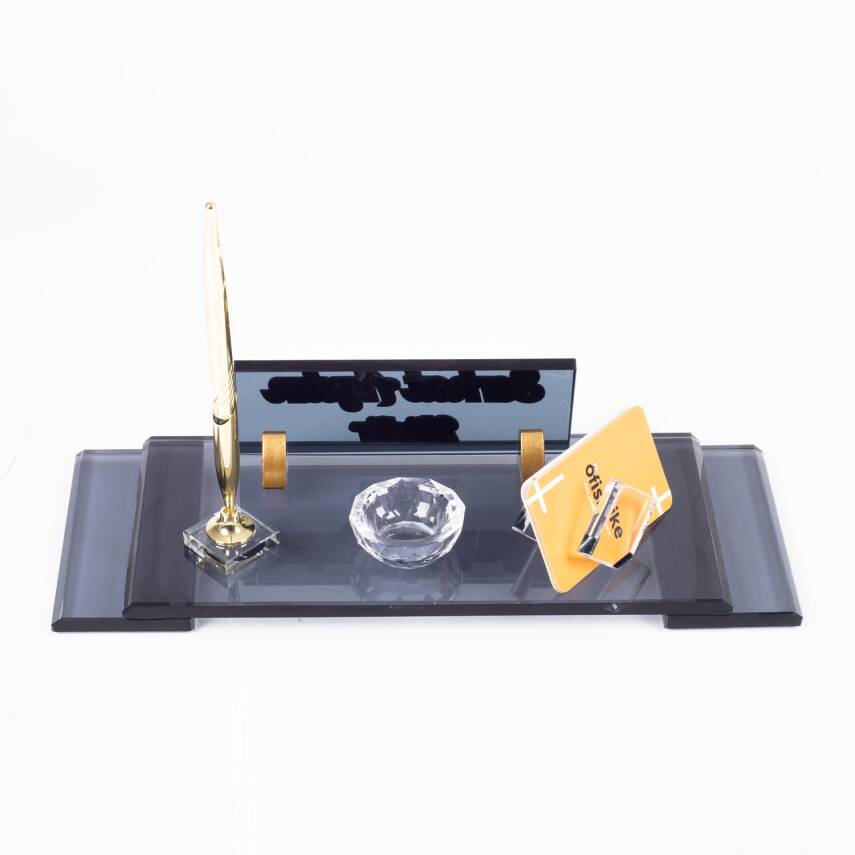 Elegan Kabartma Masa İsimliği Ofis Hediyesi Kristal Şık İsimlik Hediye Makam Masa İsimlik Seti - 3