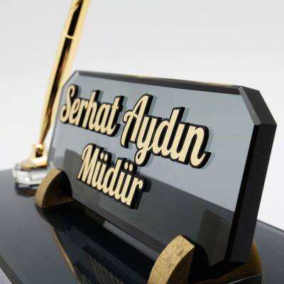 Kabartma Kristal Masa İsimliği Kalemli Dikdörtgen Füme Kristal Cam Ofis Masa İsimlik - Ofistike