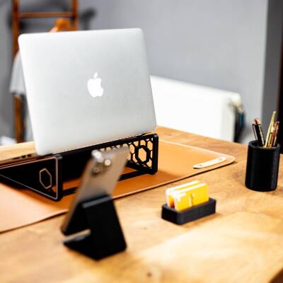 Laptop Tutucu Standı + Masa Pedi + Masaüstü Organizer Seti Kalemlik Telefonluk Kartlık Ofis Hediyesi - 6