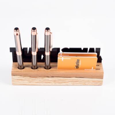 Masif Kayın Ahşap Siyah Akrilik Masa İsimliği Kartvizitlik ve Kalemlikli Masaüstü İsimlik Standı - 4