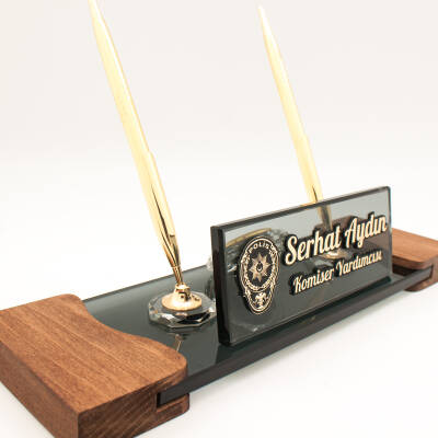 Polislere Özel İsimlik Polis Logolu Masif Masa İsimliği - Ofistike