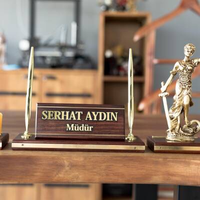 Premium Maun Masa İsimliği Avukat Hakim Savcı Masa üstü İsimlik Pirinç Masif 3 Parça Adalet Heykeli - 7