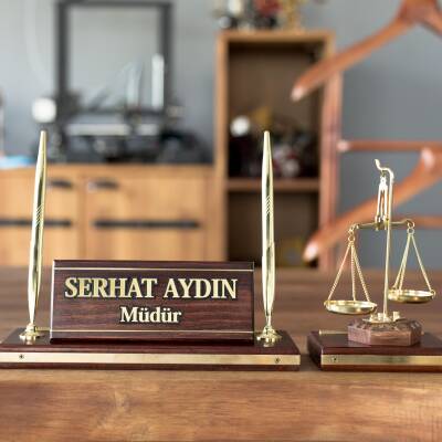 Premium Maun Masa İsimliği Avukat Hakim Savcı Masa üstü İsimlik Pirinç Masif 3 Parça Terazi Heykeli - 7