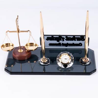 Terazi Biblolu Avukat Hakim Savcı Masaüstü İsimlik Ofis Hediyesi Masa İsimliği - 3