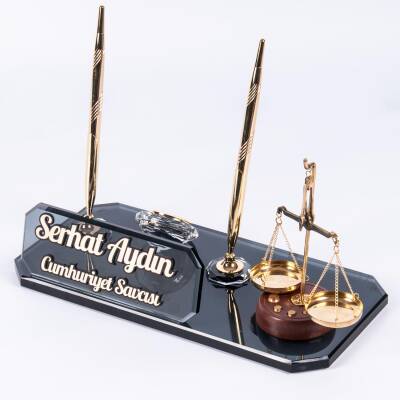 Terazi Biblolu Avukat Hakim Savcı Masaüstü İsimlik Ofis Hediyesi Masa İsimliği - 2