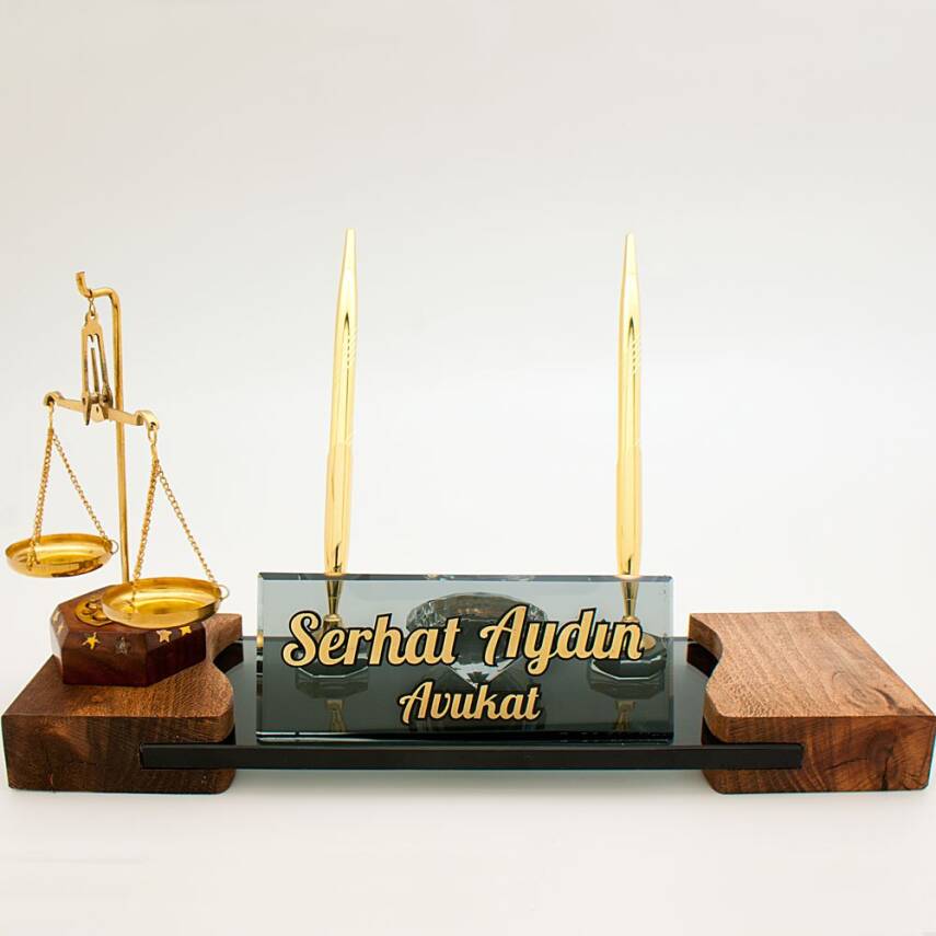 Terazi Biblolu Avukat İsimlik Masif Ahşap Ayaklı Kristal Masa İsimliği Hakim Savcı Hediye - 2