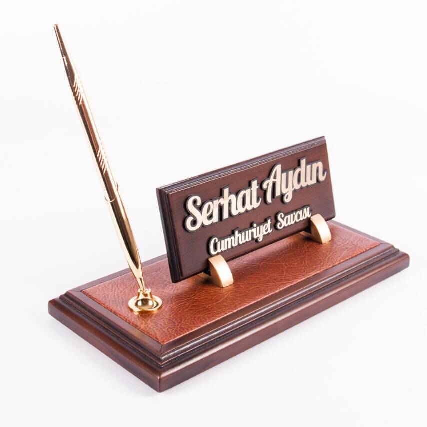 Tivoli Kalemli Ahşap Deri Zeminli Masa İsimliği Kabartma Yazılı - 2