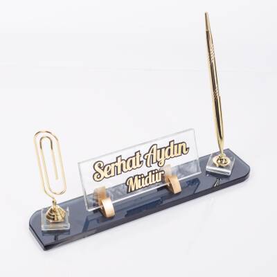 Viva Ataçlı Tek Kalemli Kristal Kabartma Masa İsimliği Ofis Hediyesi Cam Ofis Şık Masalık İsme Özel - Ofistike